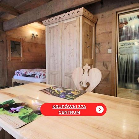 Goralski Domek Walus Zakopane - Scisle Centrum - Jedyny Domek Na Krupowkach Exteriér fotografie